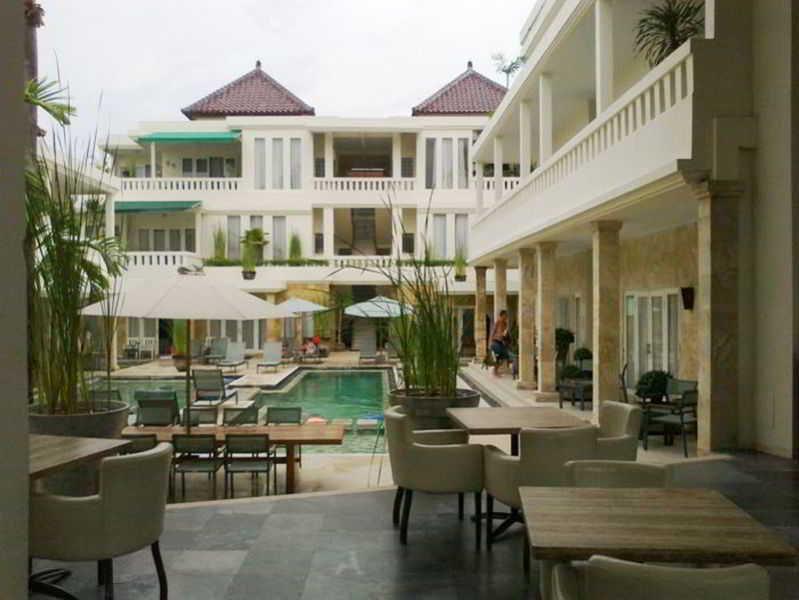 Bali Court Hotel&Apartment Legian Buitenkant foto