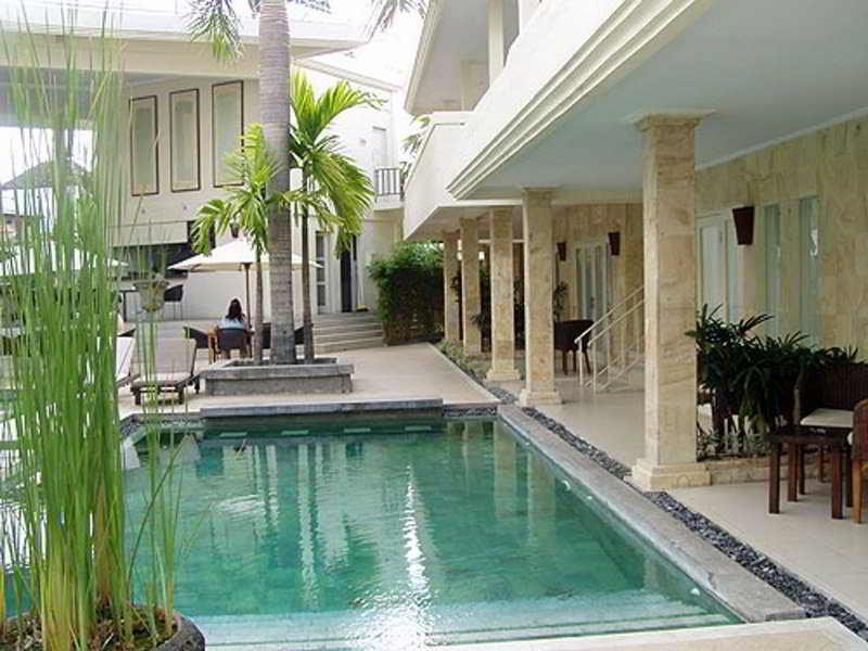 Bali Court Hotel&Apartment Legian Buitenkant foto
