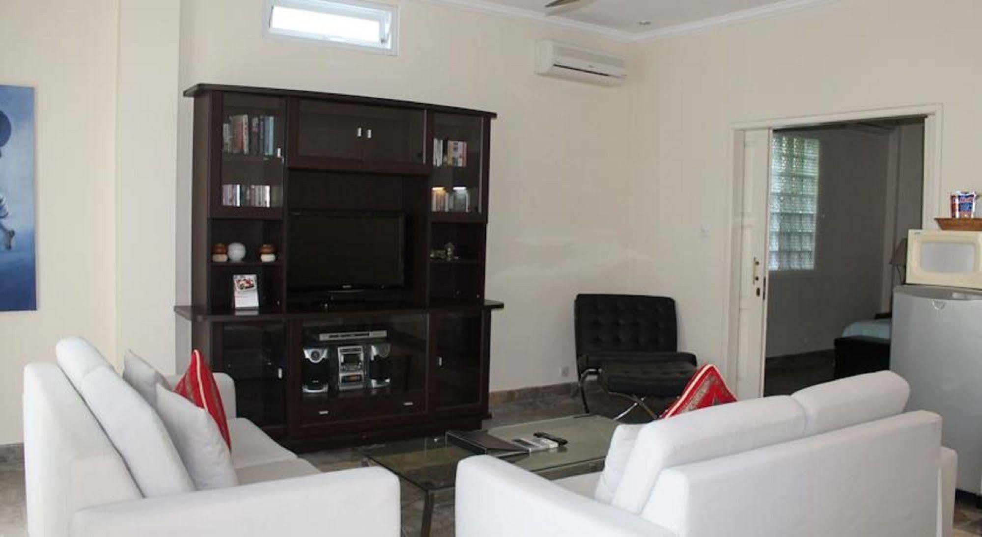 Bali Court Hotel&Apartment Legian Buitenkant foto