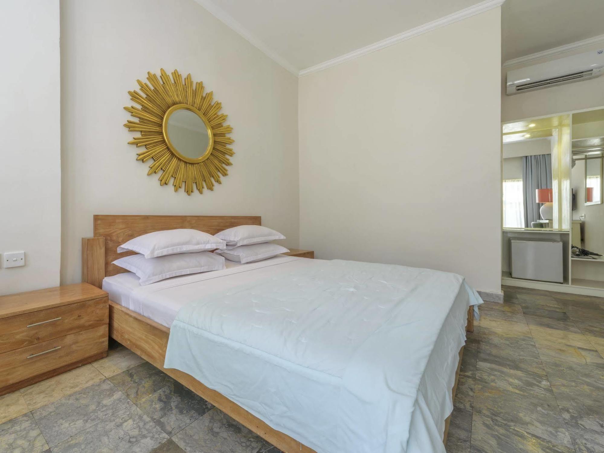 Bali Court Hotel&Apartment Legian Buitenkant foto