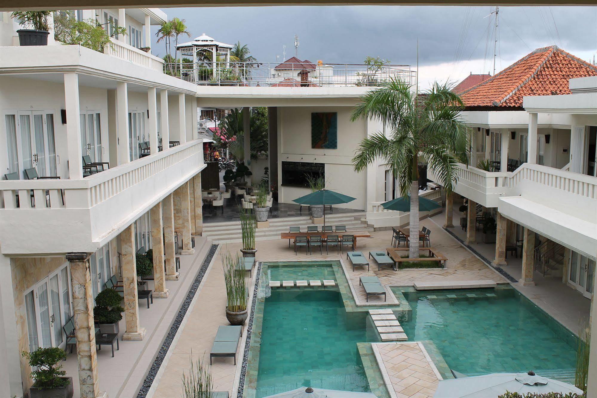 Bali Court Hotel&Apartment Legian Buitenkant foto